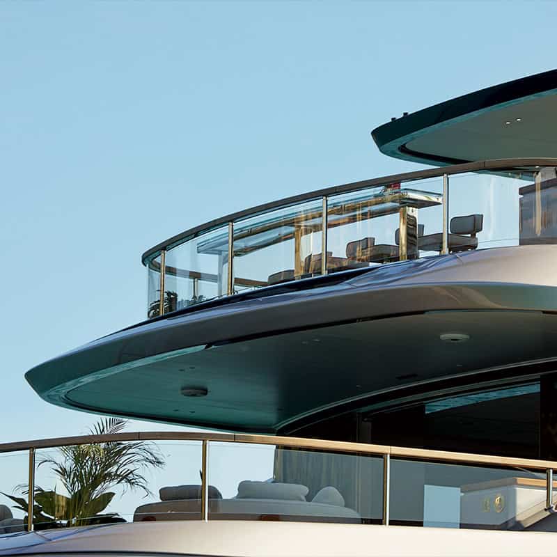 Benetti-Yachts-Oasis-Family-Intro-Gif-05