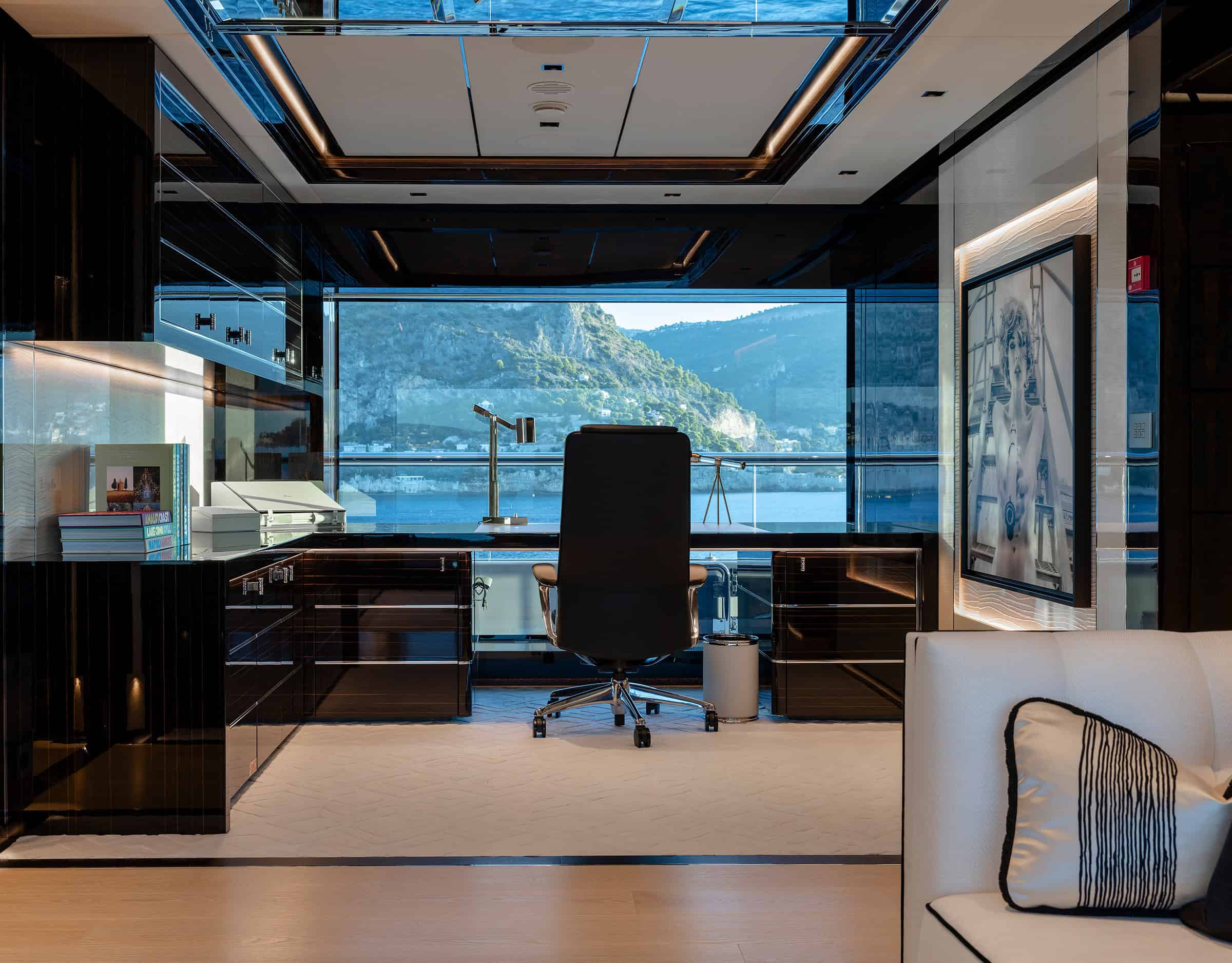 9Benetti Lady Estey x BREED JOSH INTERIOR-154