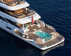 Benetti-Yachts-B-Now-67M-Exteriors-02-Oasis-Deck