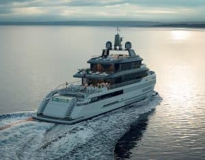 Benetti-Yachts-B-Yond-40M-Exteriors-01-Boldness