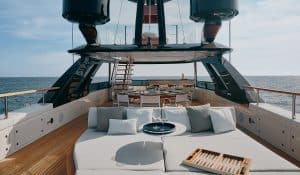 Benetti-Yachts-Class-Motopanfilo-37M-Interiors-02-Carousel-05-Sundeck
