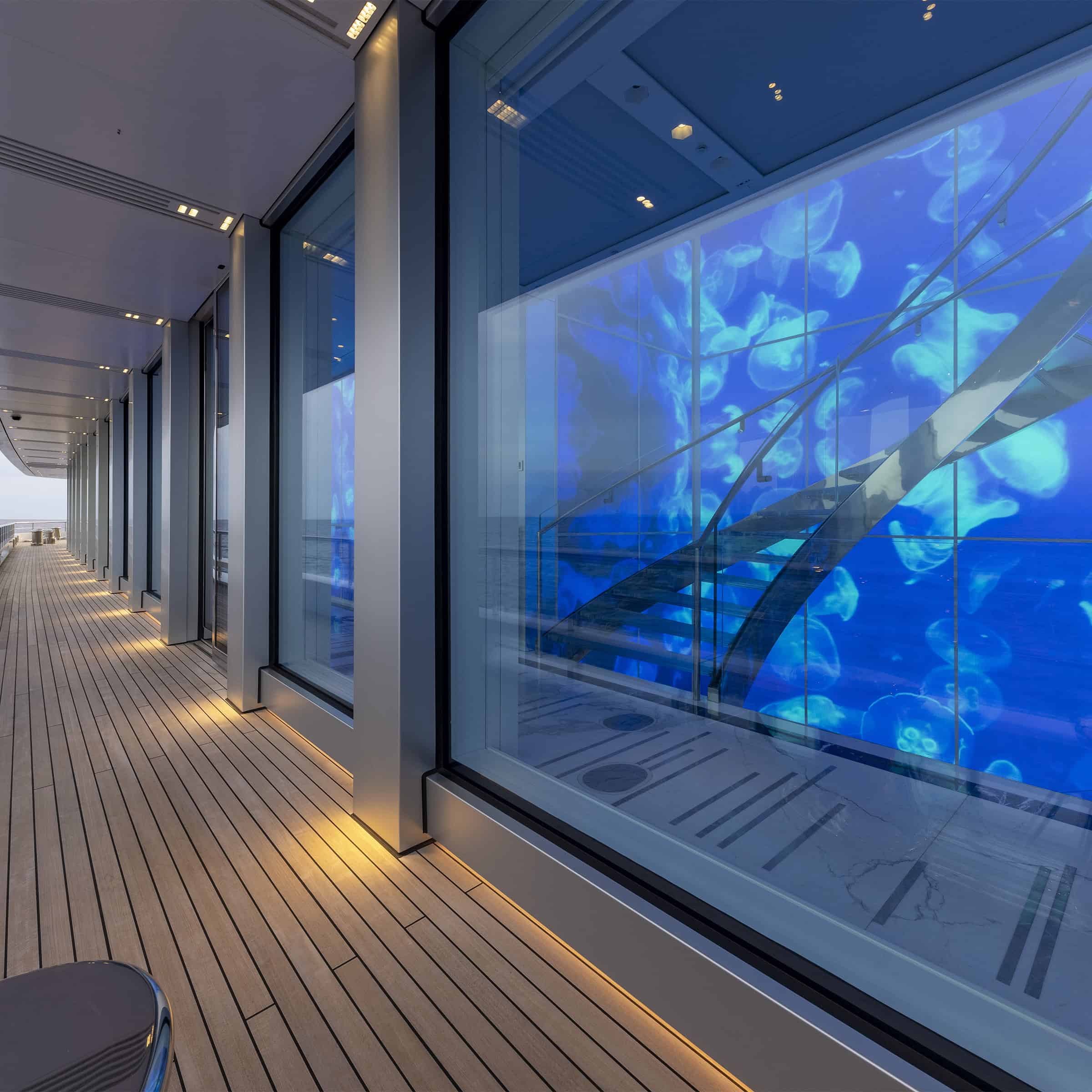 Benetti-Yachts-Custom-FB272-Luminosity-06-Hi-Tech