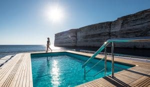 Benetti-Yachts-Custom-Lana-Exteriors-02-Pool