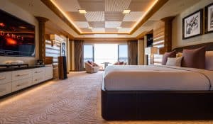 Benetti-Yachts-Custom-Lana-Exteriors-05-Carousel-04-Owner-Suite