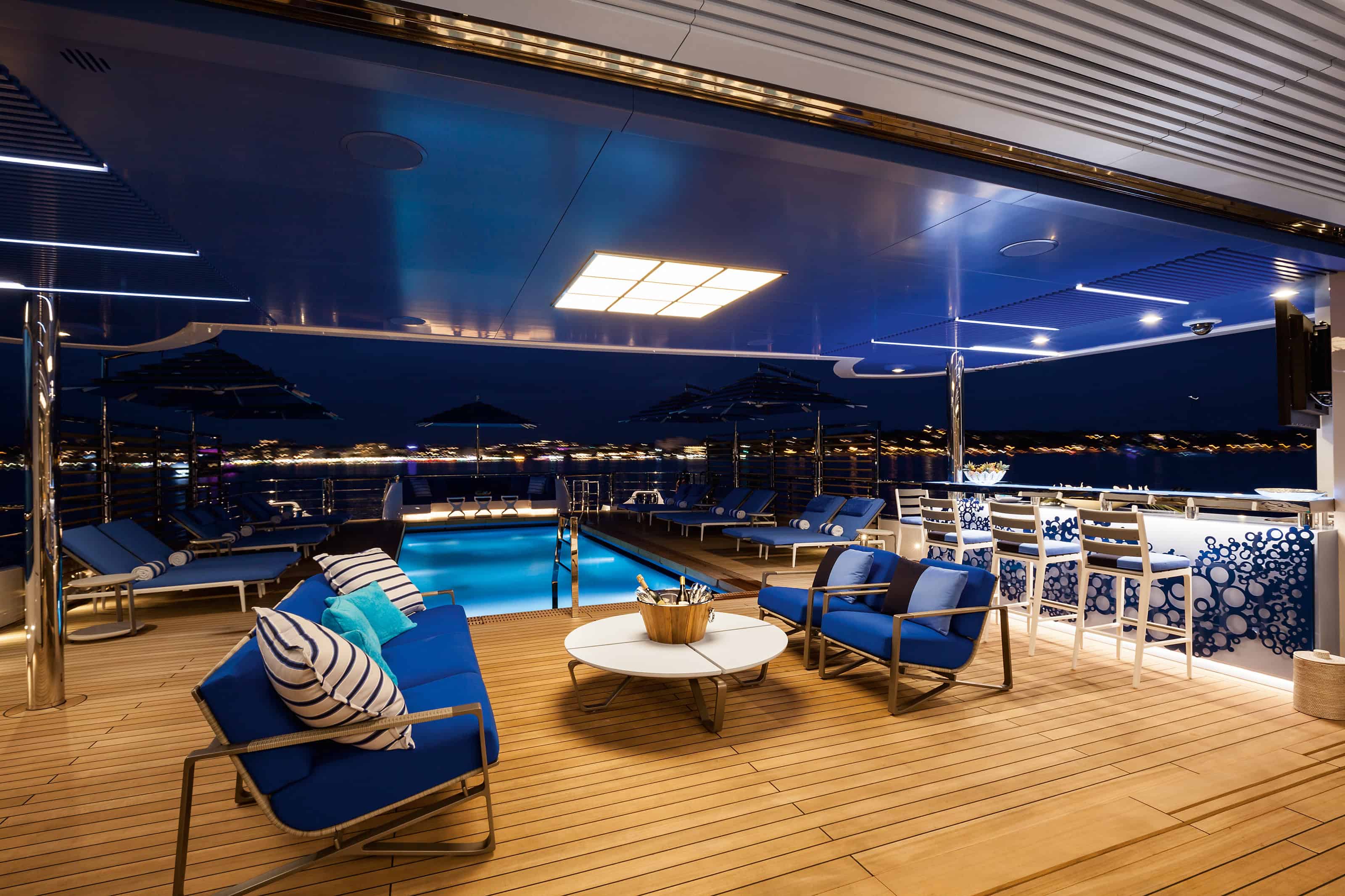 Benetti-Yachts-Custom-Seasense-Interiors-06-Fullscreen