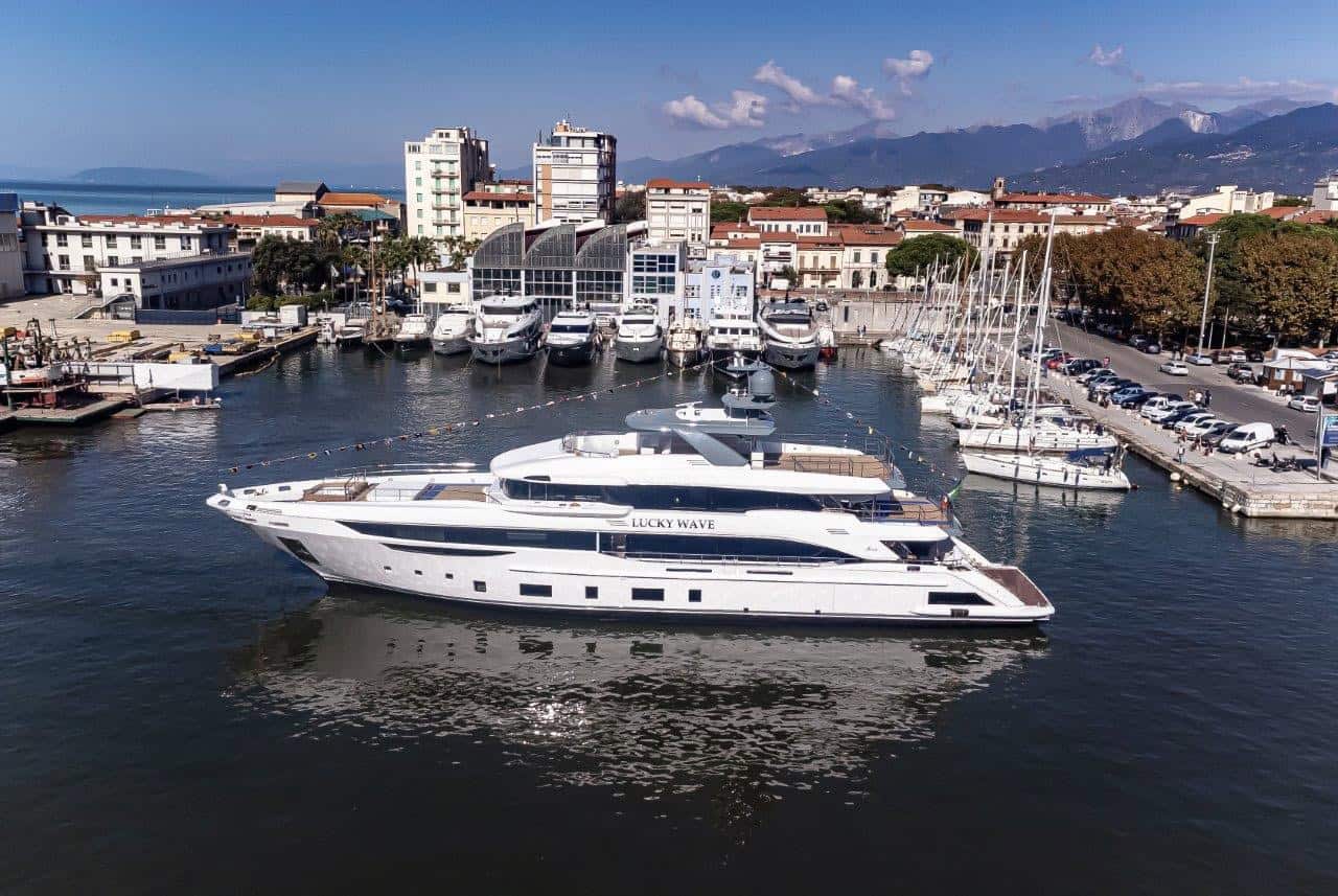 Benetti-MY-Lucky-Wave-launch_Diamond-44-1