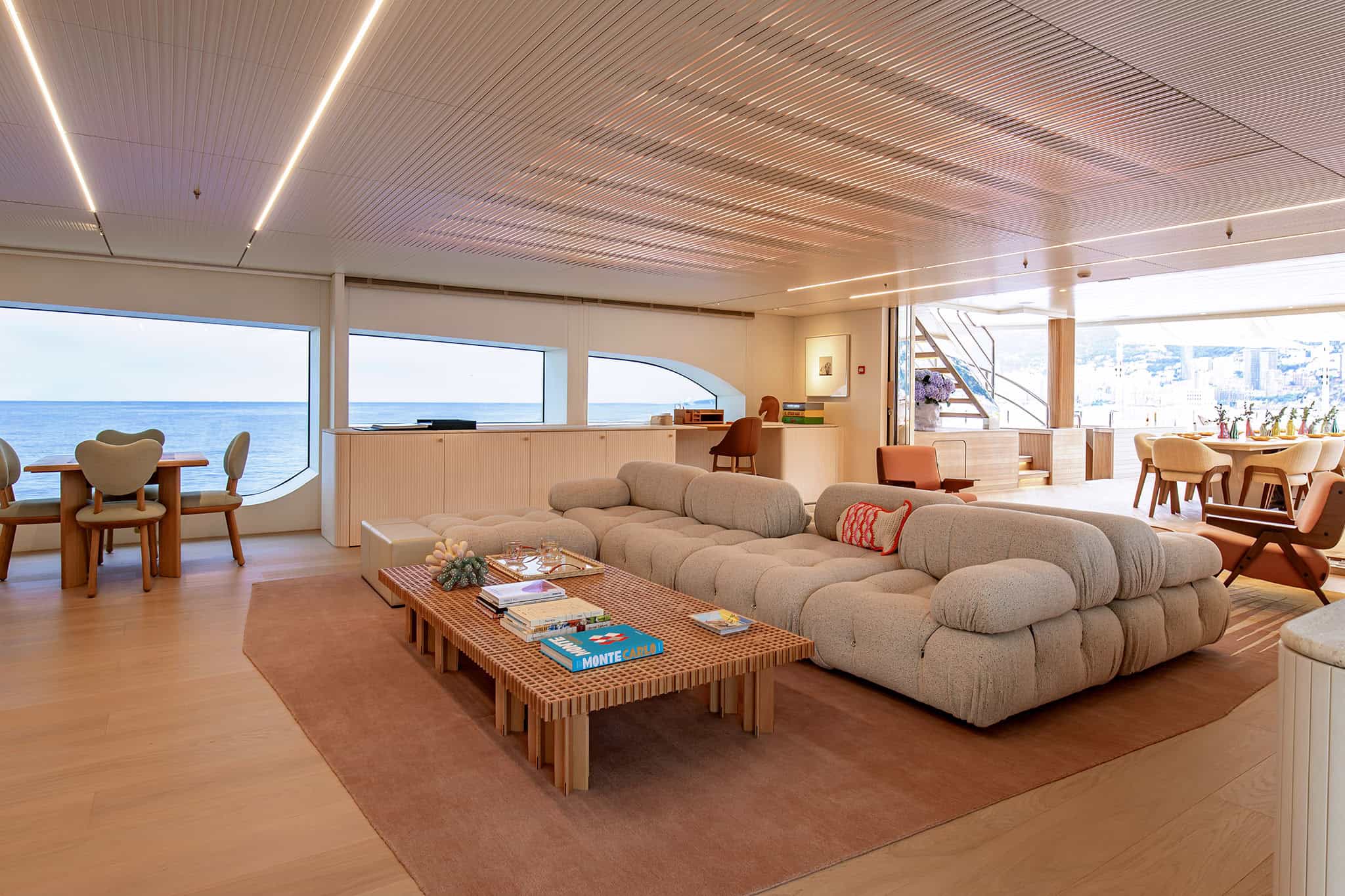 Benetti_MY Kasper 7_upper deck_2