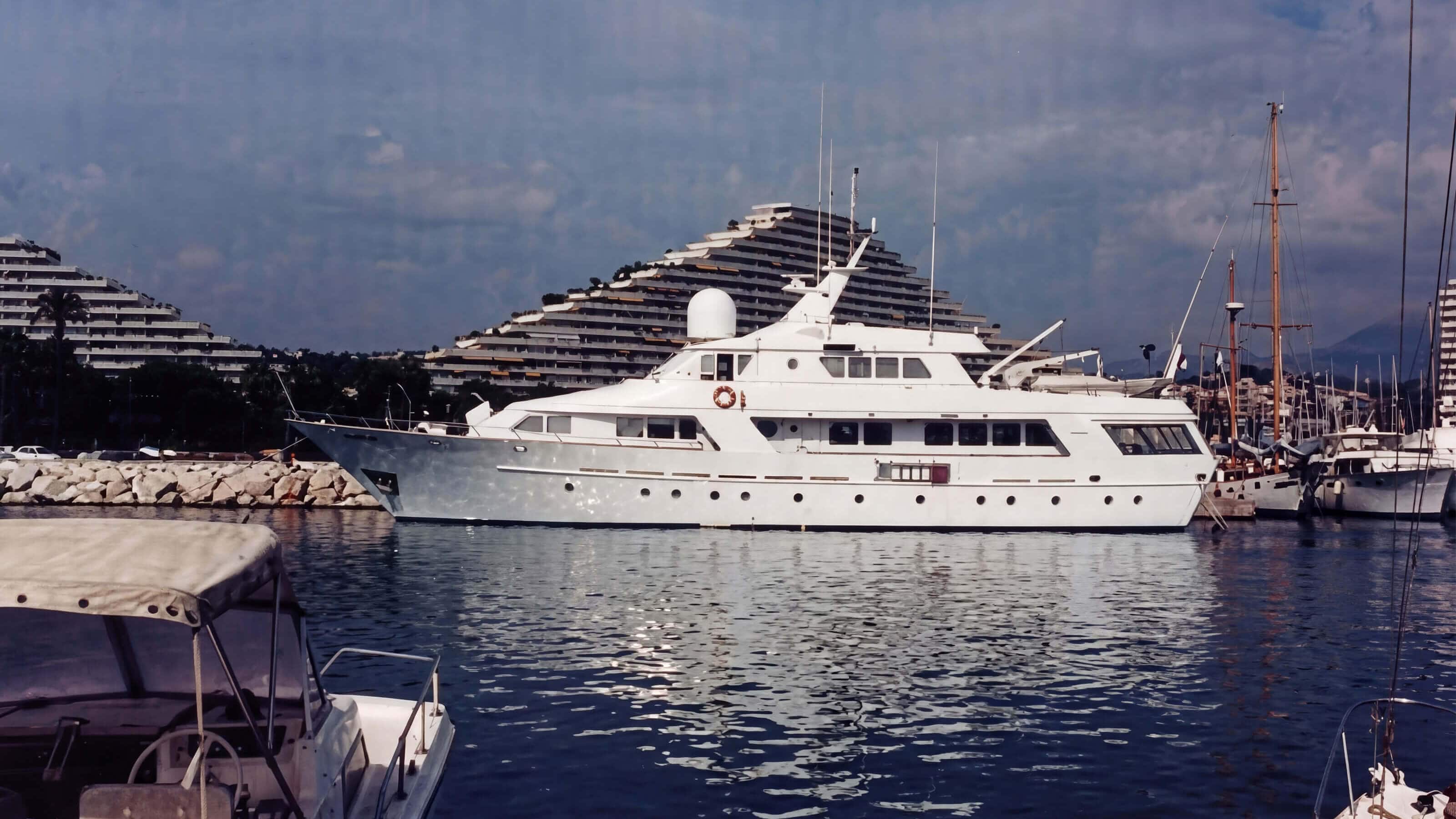 Benetti_Darnice_II_fleet