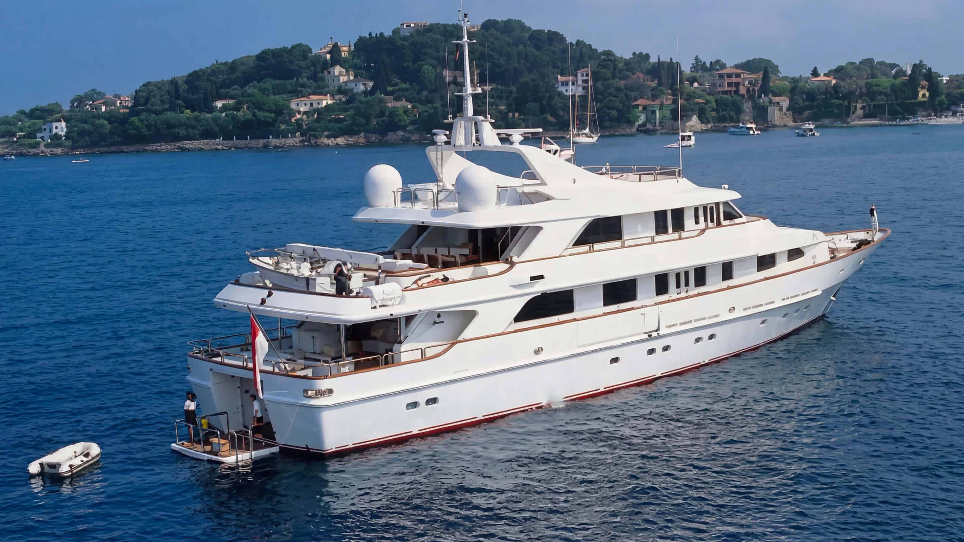 Benetti_Libra_Star_II_fleet