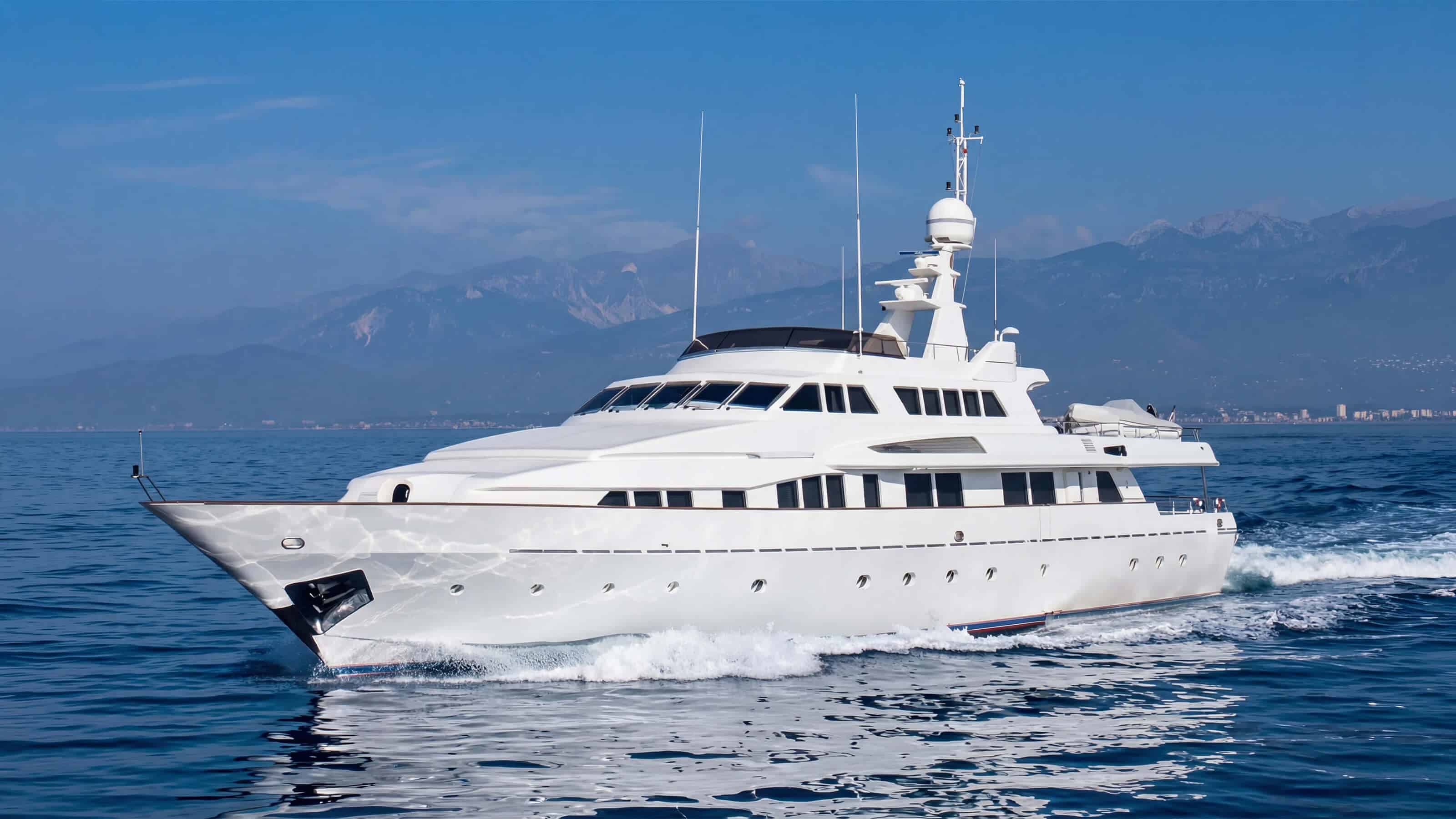 Benetti_Sea_Sedan_II_fleet