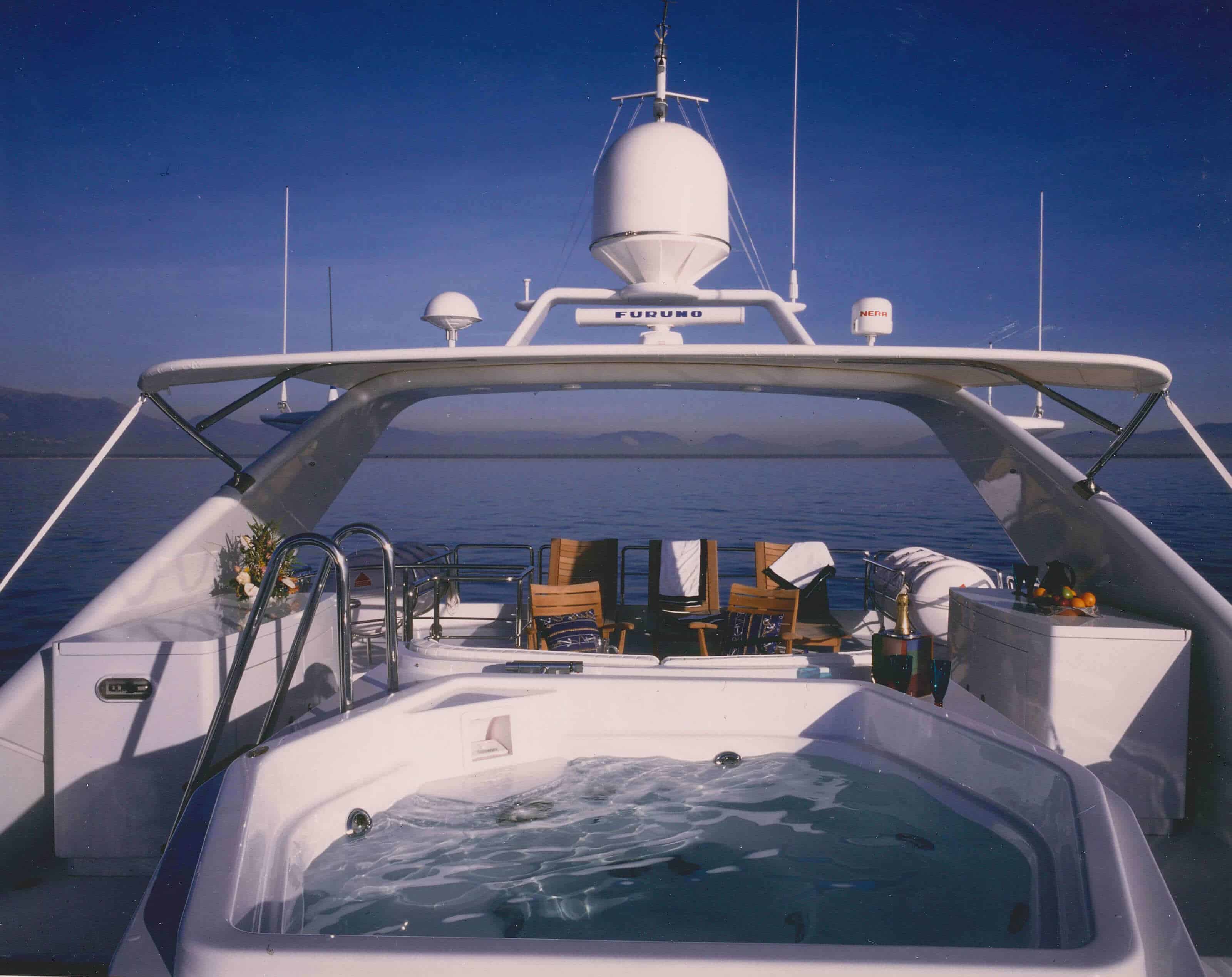 Benetti_Stella-Fiera_01