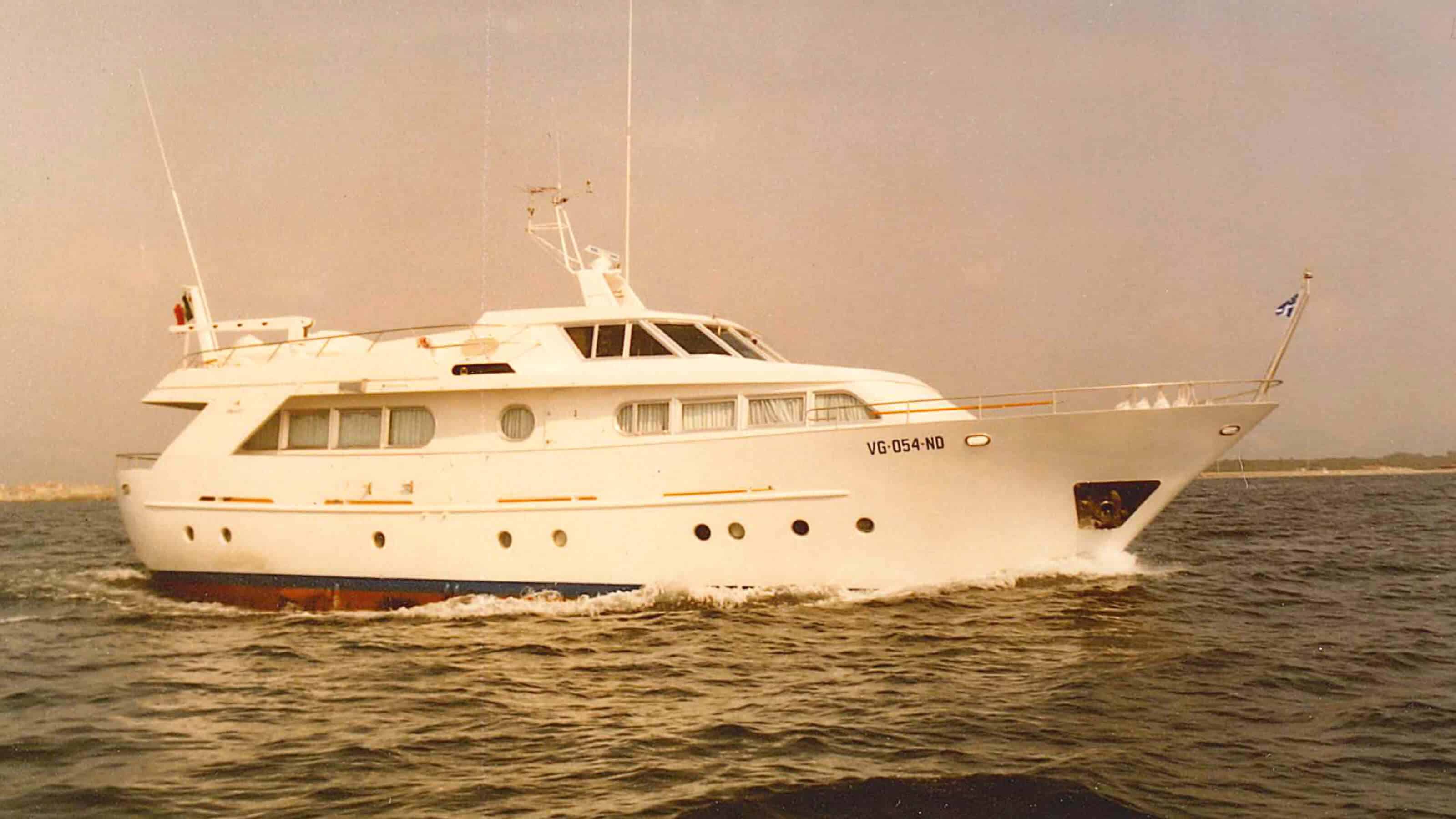 Benetti_Sun_Li_fleet_01