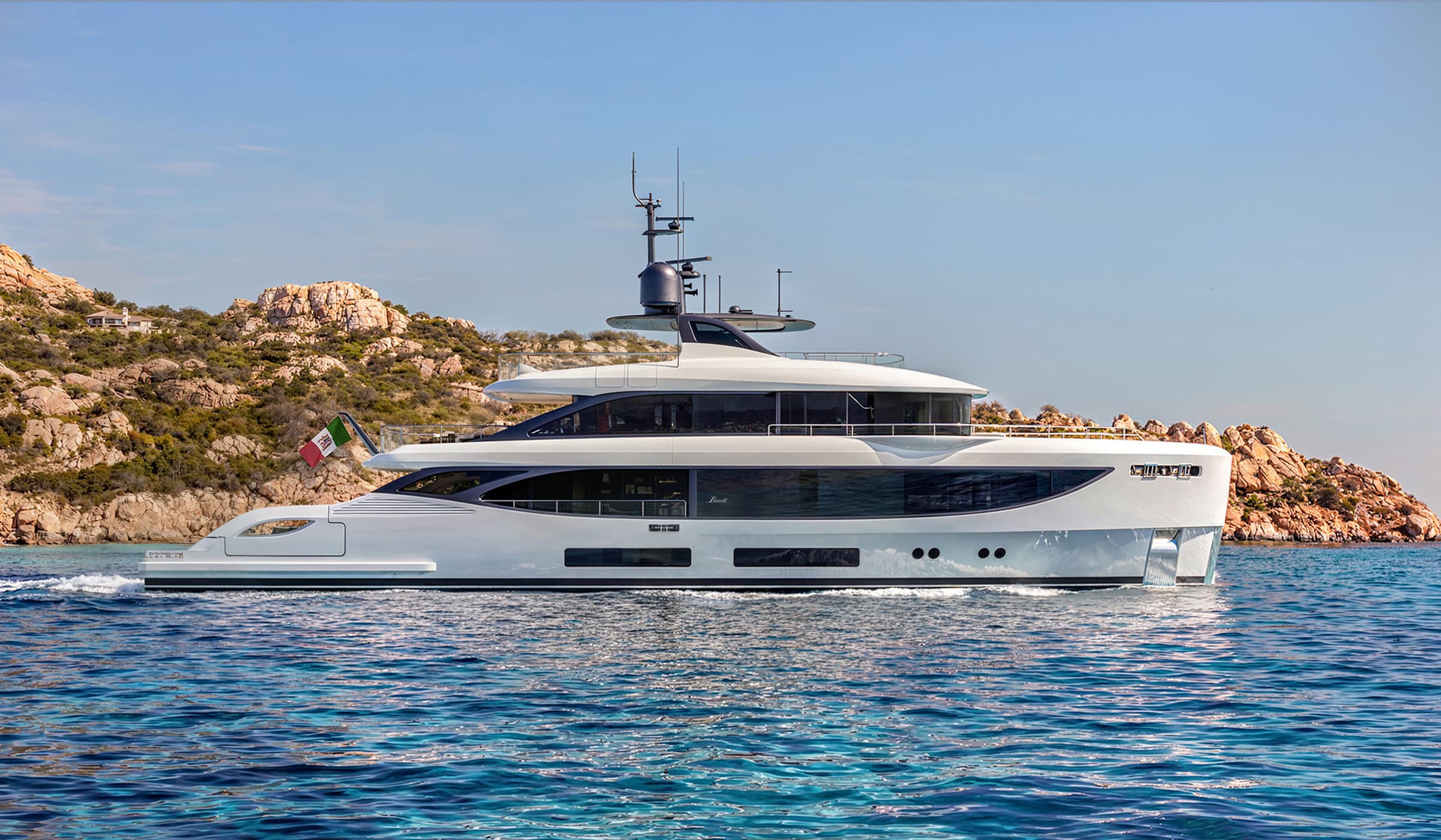 Benetti_Oasis 36M_Exterior_1